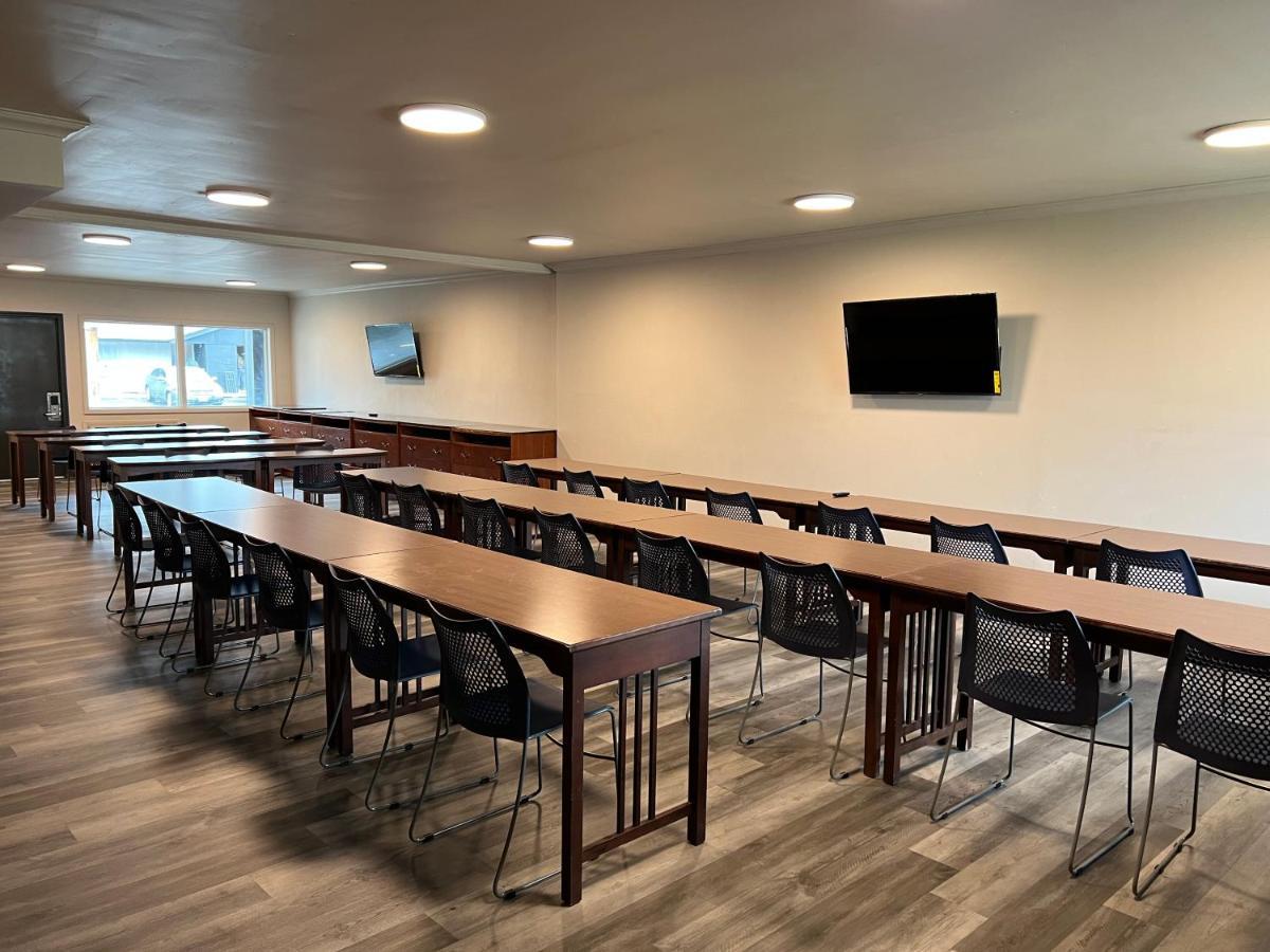 Days Inn And Suites By Wyndham Port Huron Ngoại thất bức ảnh