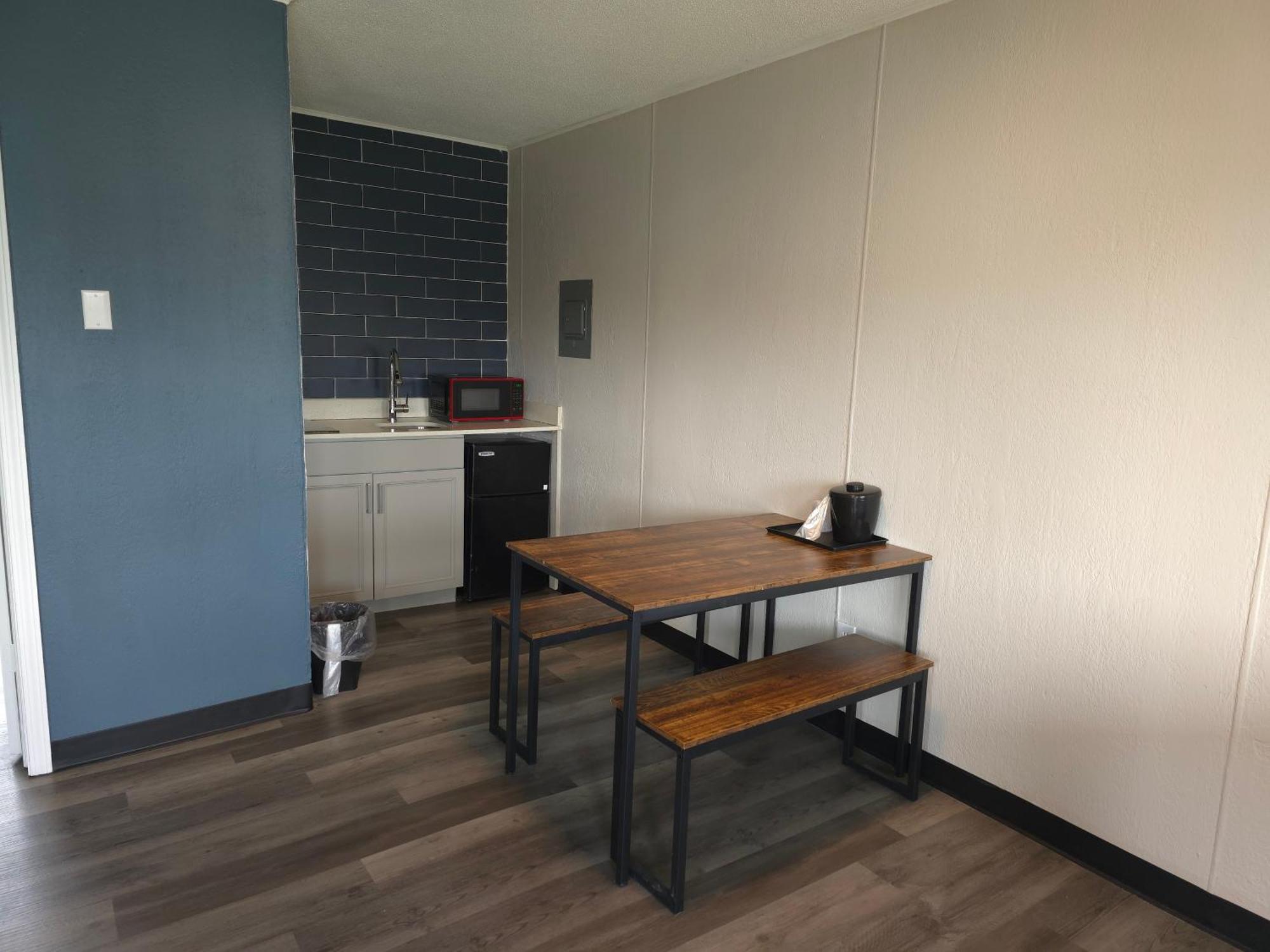 Days Inn And Suites By Wyndham Port Huron Ngoại thất bức ảnh