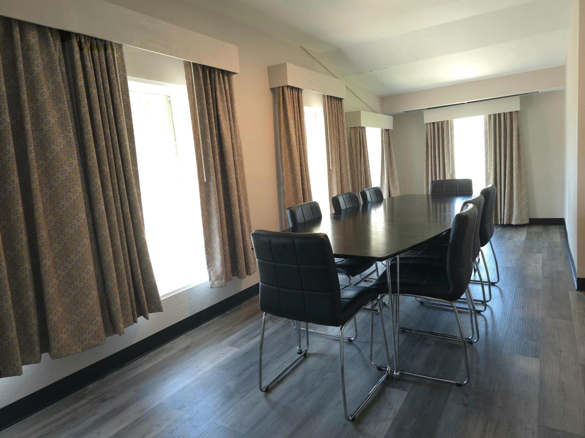Days Inn And Suites By Wyndham Port Huron Ngoại thất bức ảnh